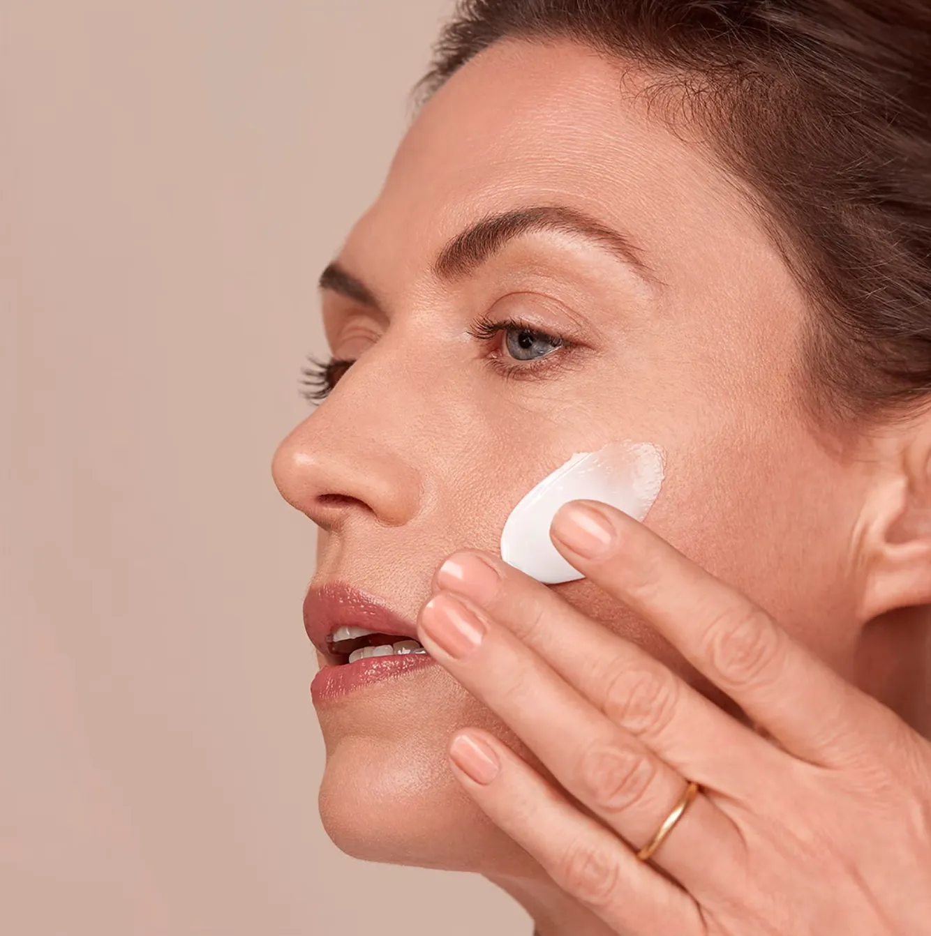 Paula's Choice Clear Ultra-Light Daily Mattifying Fluid SPF 30  (60ml)
