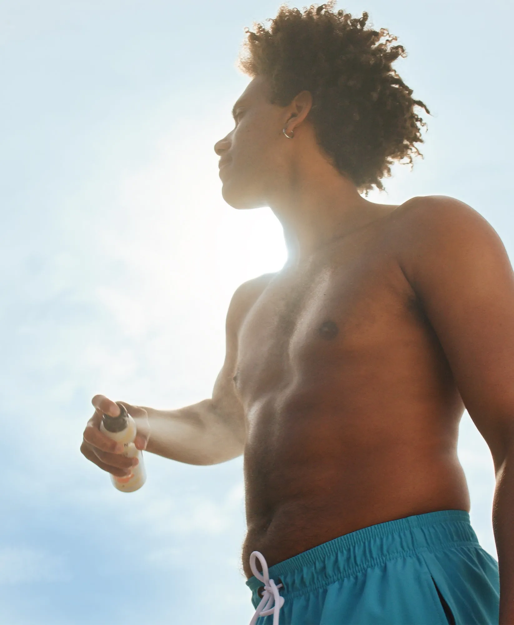 Weightless Hydration Clear Sunscreen Spray SPF 70